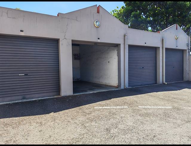 2 BEDROOM APARTMENT RENTED IN MORNINGSIDE